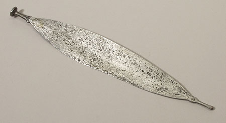 Knife, probably Bongo