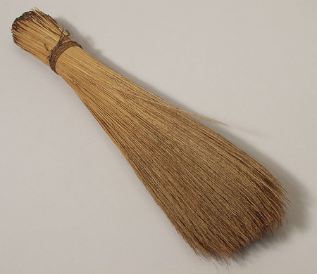 Anuak broom