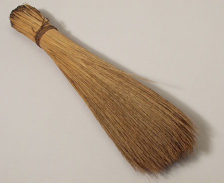 Anuak broom
