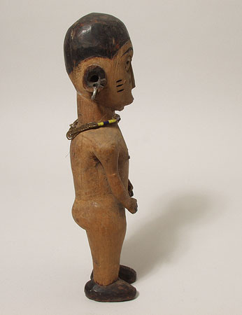 Acholi female figure