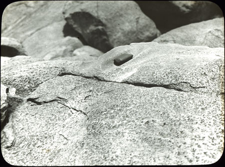 Jebel Gule grind stone