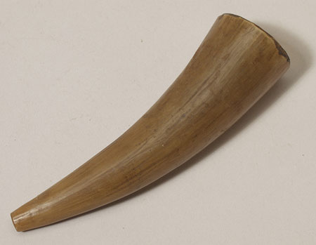 Dinka cupping horn