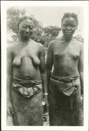 Two Zande women