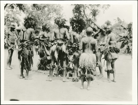 Zande binza (witchdoctor) initiation