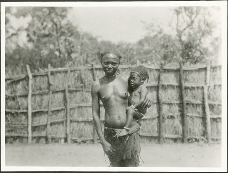 Portrait of a Zande woman and child