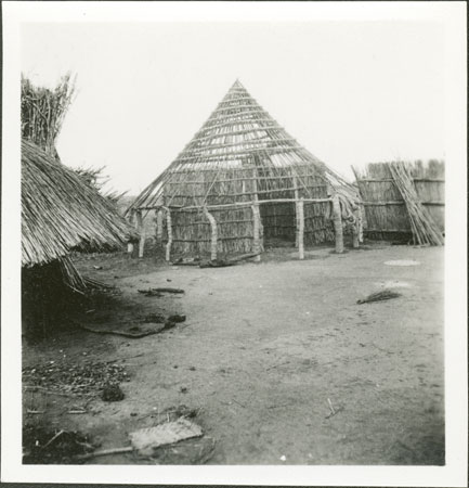 Anuak hut building