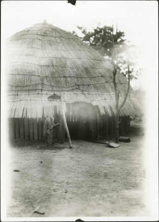 Hut with ?shrine