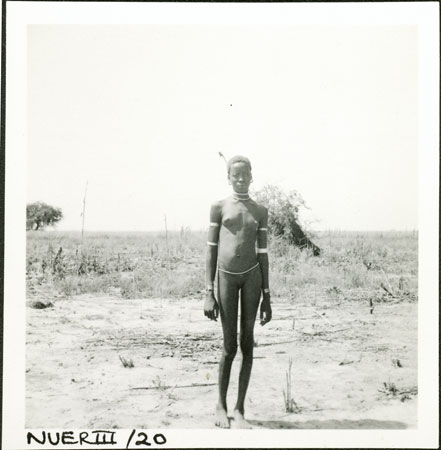 Portrait of a Nuer girl