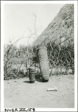 Nuer drums