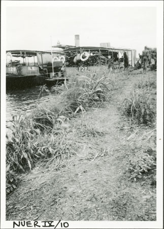 River steamer in Nuerland