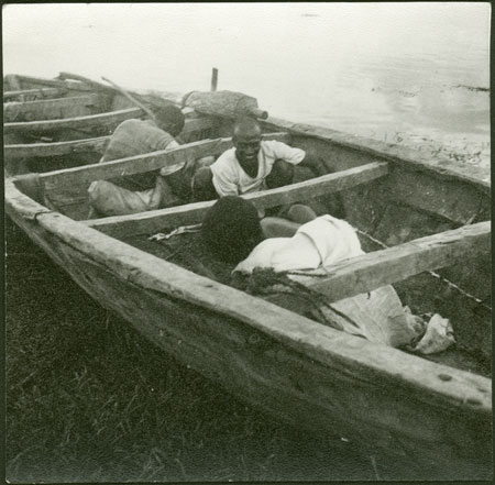 Nile fishermen in Mandari