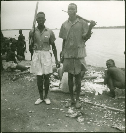 Mandari hunters with fishermen