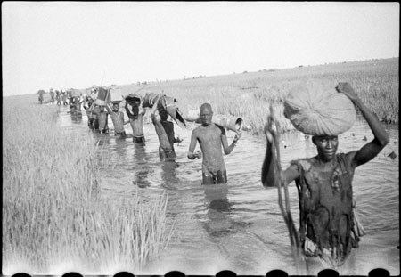 Nuer porters on march