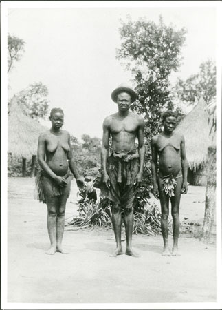 Zande man with two wives