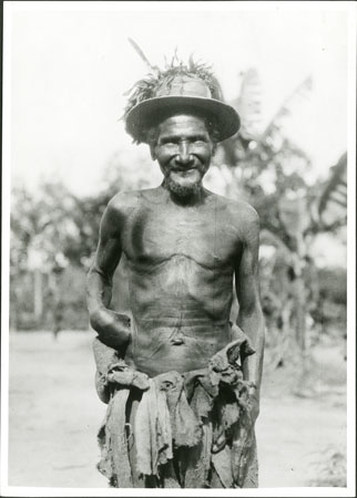 Portrait of old Zande man