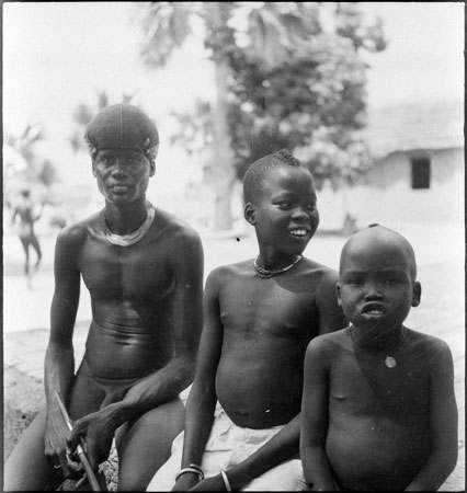 Portrait of Dinka youth and children