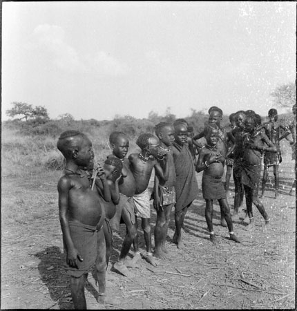 Group of Dinka children