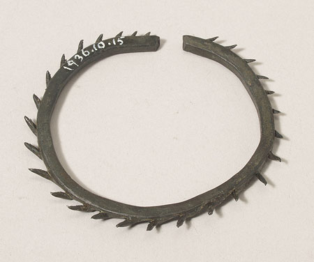 Nuer fighting bracelet