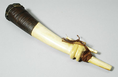 Trumpet, Zande or Mangbetu