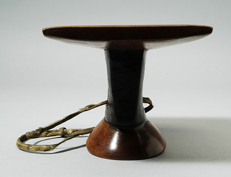 Acholi stool