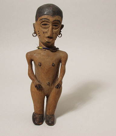 Acholi female figure