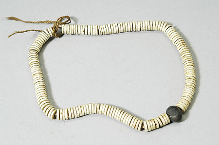 Didinga or Larim necklet