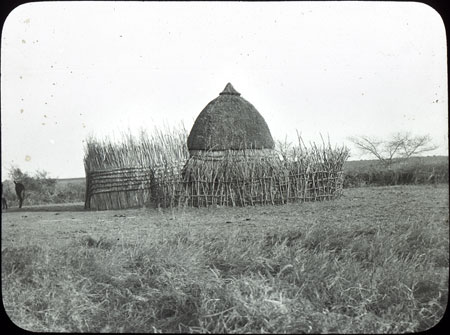 Shilluk grave-shrine 