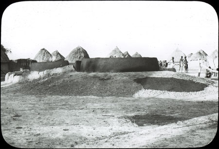 Shilluk grave-shrine 