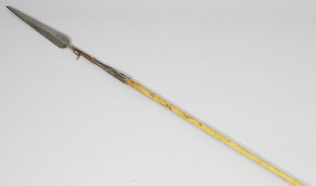 Dinka Tuich spear