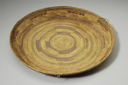 Dinka Tuich winnowing tray