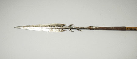 Dinka Tuich spear