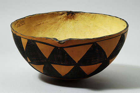 Dinka Tuich bowl