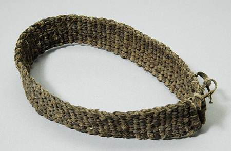 Dinka Tuich collar