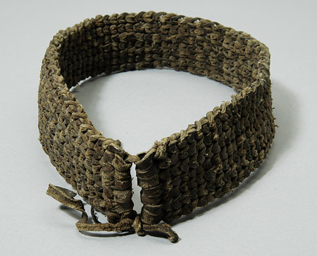 Dinka Tuich collar