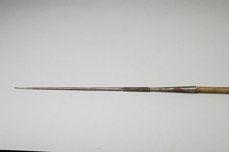 Dinka Tuich spear