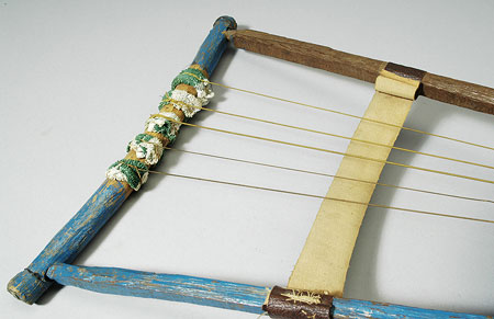 Acholi lyre