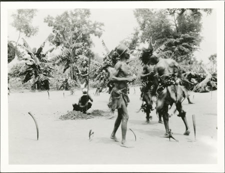 Zande abinza (witchdoctors) at initiation