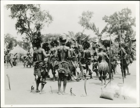 Zande abinza (witchdoctors) dancing