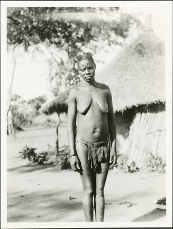 Portrait of a Zande woman