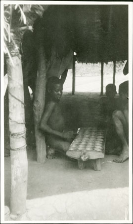 Zande boys playing abanga game