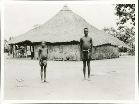 Zande homestead with boys