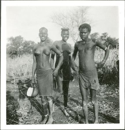 Anuak women at Pochala