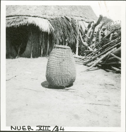 Nuer granary basket