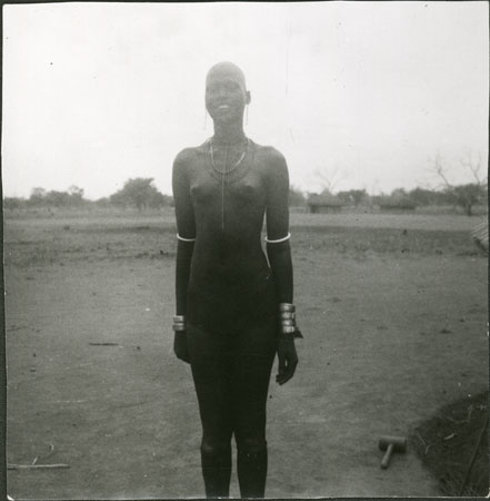 Portrait of a Mandari woman