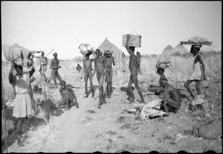 Nuer or Dinka porters