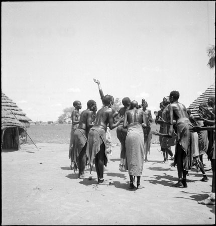 Rek Dinka women's dance