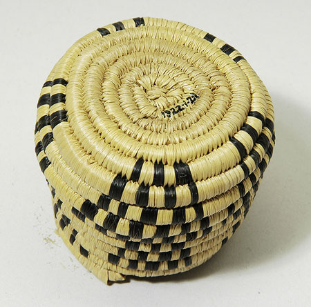 Lidded basket