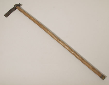 Bari axe