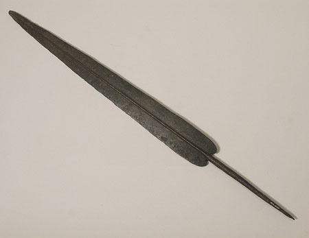 Anuak spear-head