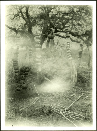 Bongo grave with carvings